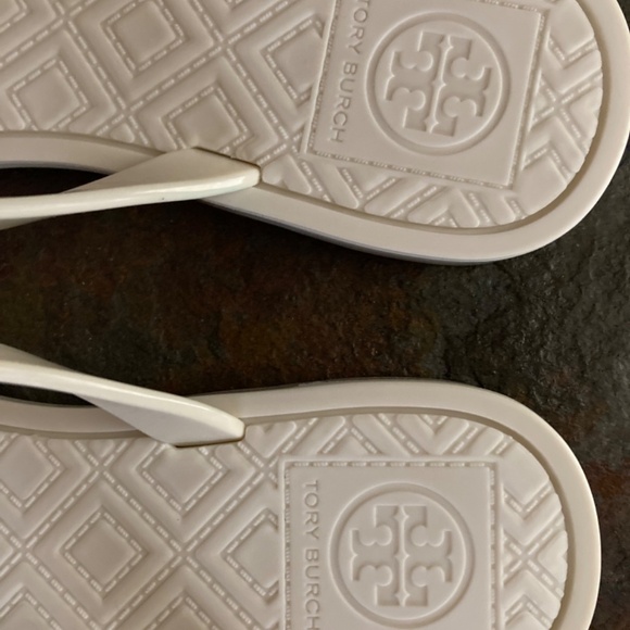 Tory Burch Ivory Gold Jelly Flip Flop Thong Bow Sandal Beach Vacation Vibes Sz 5 - Picture 8 of 13